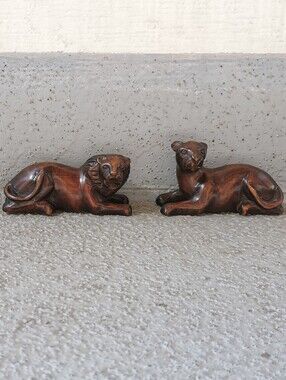 Vintage Hand-Carved Wooden Lion & Lioness Pair – Solid Wood Decor